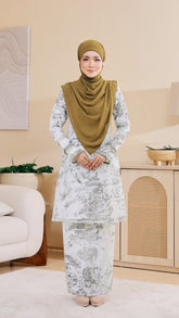 Kurung Stella